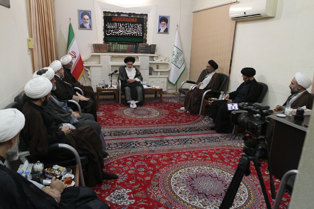 برگزارکنندگان همایش نکوداشت آیت الله ناصری، با رئیس جامعه مدرسین دیدار کردند.