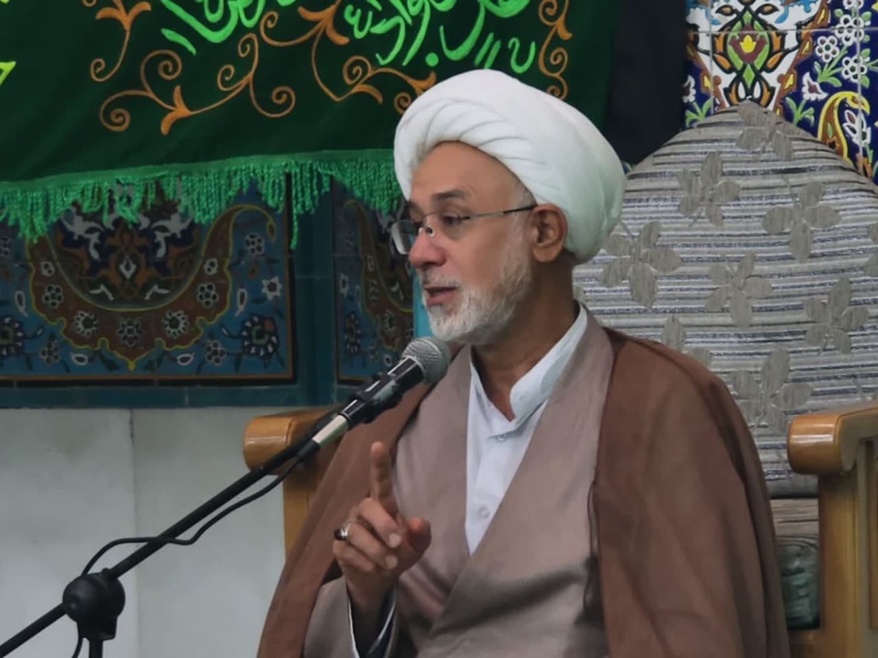 جلسه اخلاق با محوریت «آداب زیارت امام رضا علیه السلام» برگزار شد جلسه اخلاق با محوریت «آداب زیارت امام رضا علیه السلام» برگزار شد