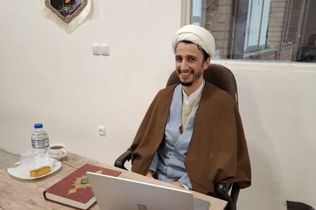 برگزاری جلسه دفاع پایان‌نامه با موضوع «بررسی و تبیین ماهیت لیله‌القدر »