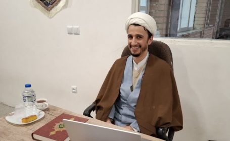 برگزاری جلسه دفاع پایان‌نامه با موضوع «بررسی و تبیین ماهیت لیله‌القدر »